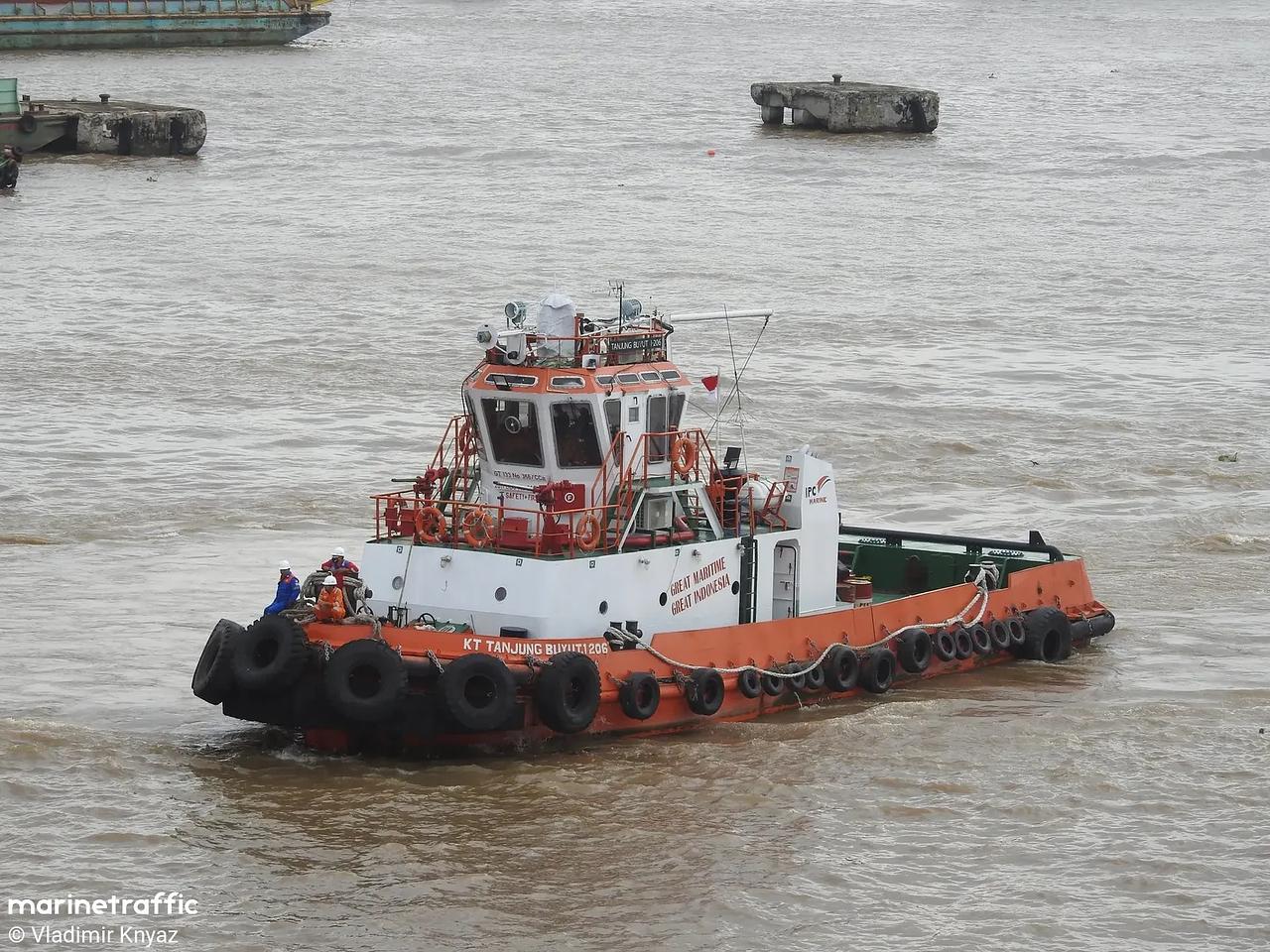 Tanjung Buyut 1-206