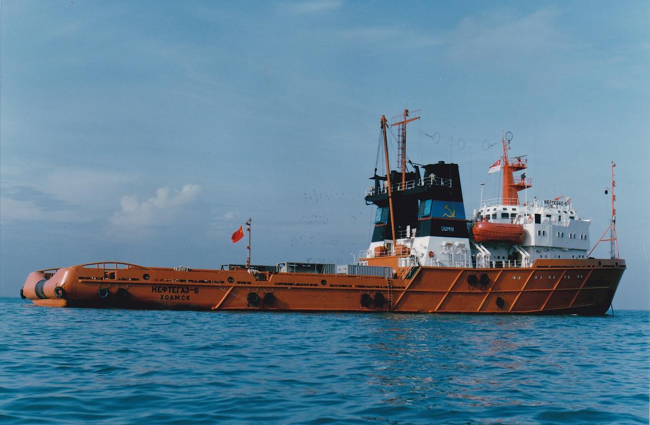 Neftegaz-06