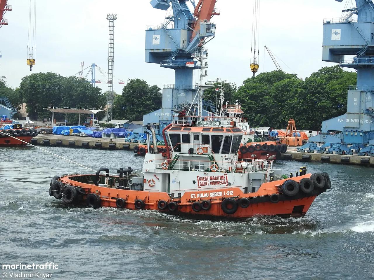 Pulau Sebesi II-216