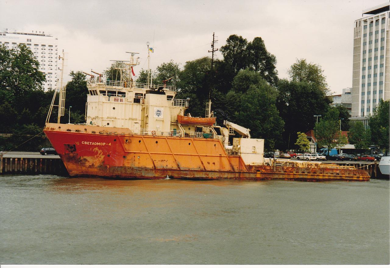 Svetlomor 4