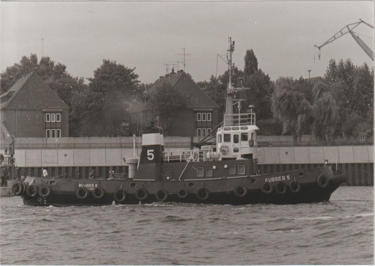 Tug