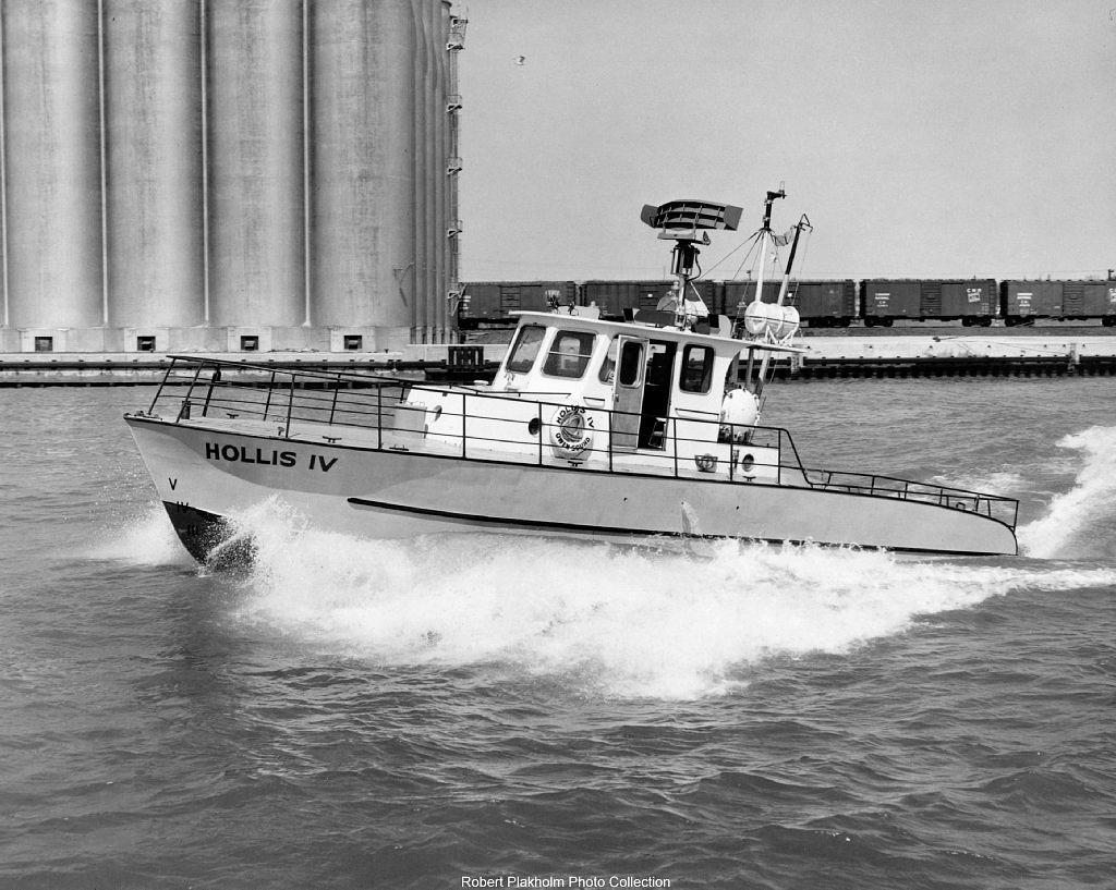 Hollis IV