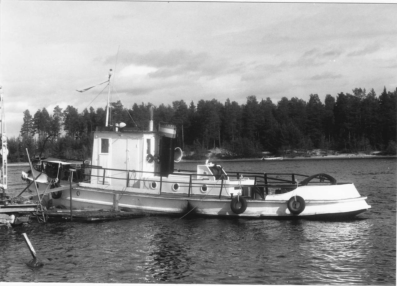 Chainbarge