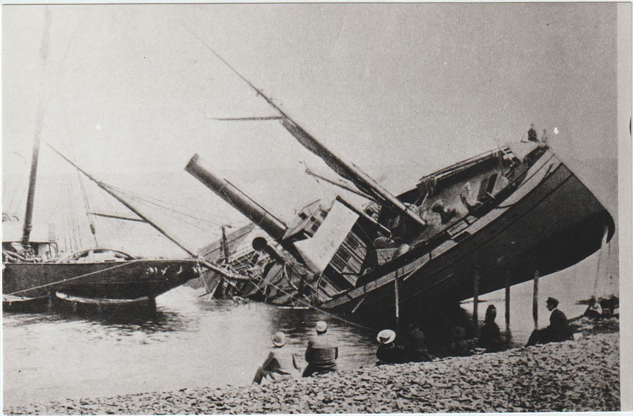 Coalbarge