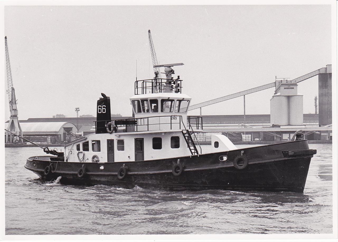 Mier (A 952)